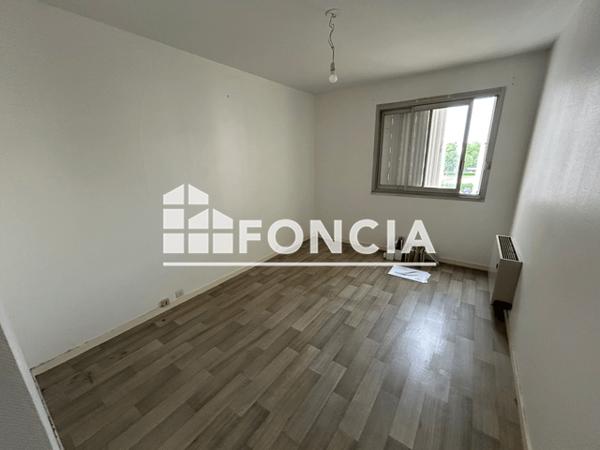 Location Appartement 2 pièces 48.81 m² - 26 RUE DU CLOS HERBERT Caen 14000