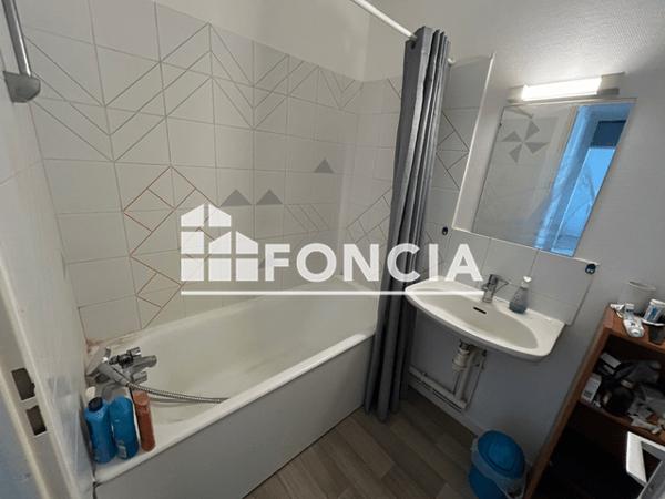 Location Appartement 2 pièces 48.81 m² - 26 RUE DU CLOS HERBERT Caen 14000
