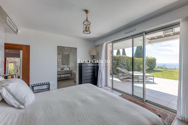 A vendre - Côte d'Azur - NICE Gairaut - Belle villa contemporaine vue mer
