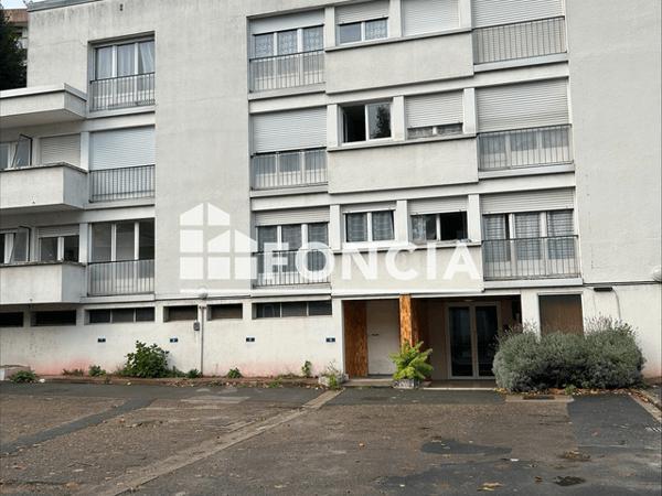 Location Studio meublé 12.6 m² - 24 TER QUAI SAINT LAURENT Orleans 45000