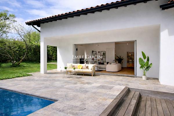 À vendre -  Maison - Ascain -  piscine et vues