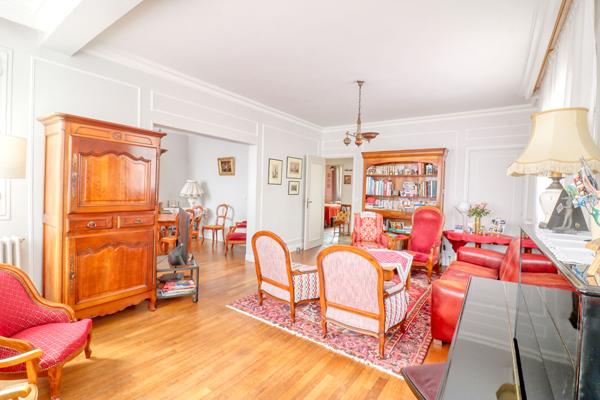 Antony - Maison familiale 133 m², jardin sans vis-à-vis, double garage, centre-ville à pied