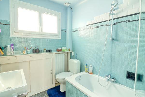 Antony - Maison familiale 133 m², jardin sans vis-à-vis, double garage, centre-ville à pied