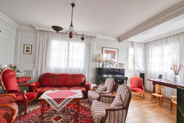 Antony - Maison familiale 133 m², jardin sans vis-à-vis, double garage, centre-ville à pied