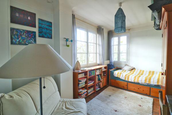 Antony - Maison familiale 133 m², jardin sans vis-à-vis, double garage, centre-ville à pied