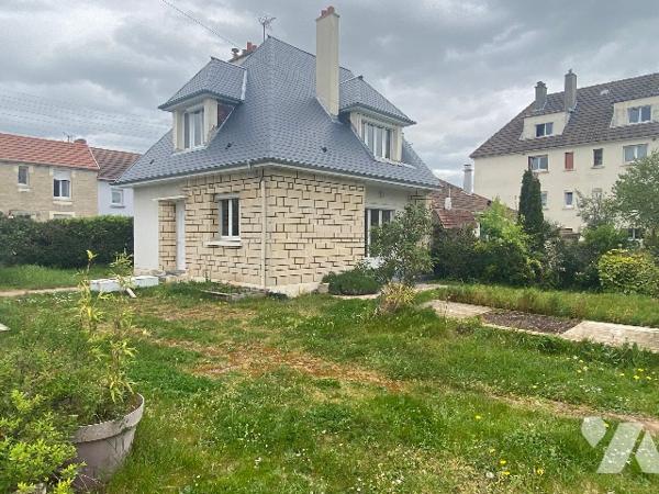 PROCHE CAEN DEMI LUNE MAISON INDIVIDUELLE F 4 LUMINEUSE AVEC TERRAIN