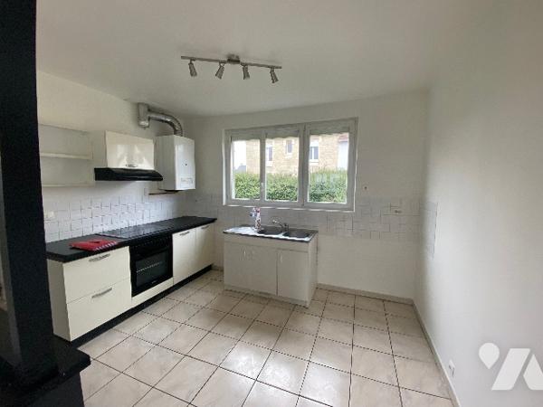 PROCHE CAEN DEMI LUNE MAISON INDIVIDUELLE F 4 LUMINEUSE AVEC TERRAIN