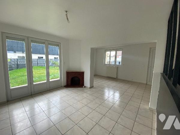 PROCHE CAEN DEMI LUNE MAISON INDIVIDUELLE F 4 LUMINEUSE AVEC TERRAIN