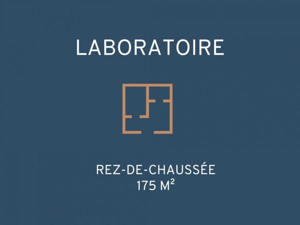 PLOUHINEC : Rare sur le marché d'un immeuble de centre-ville et Projet de division