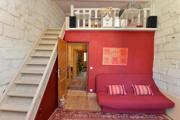 Maison de village de 182m², 4 chambres, garages.