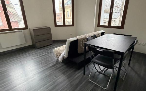 Appartement à louer    3 pièces • 51 m2 Saint-Quentin
