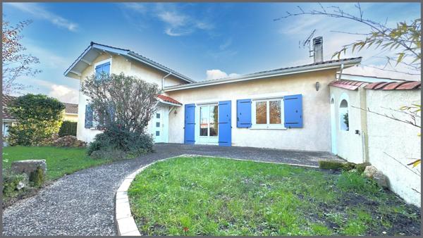 Grande maison + Piscine + double garage !!!