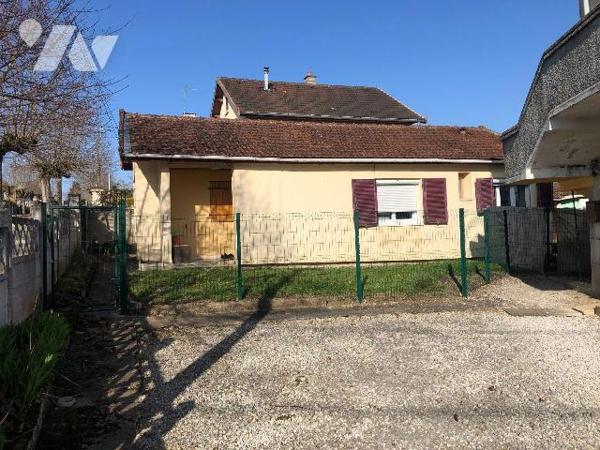 Quartier Les Charreaux, ensemble immobilier de rapport, idéal pour investisseur, entièrement lo...