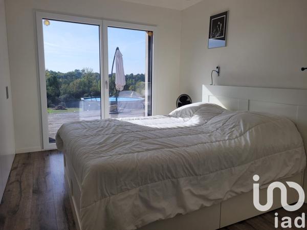 Maison 5 pièces de 137 m² à Condac (16700)