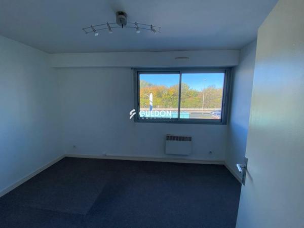 A LOUER - BUREAUX 110M² - ANGERS (49)