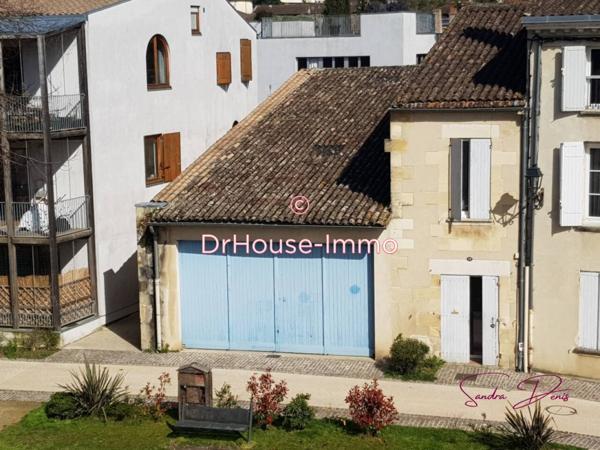 Parking / Box à vendre de 110 m²
