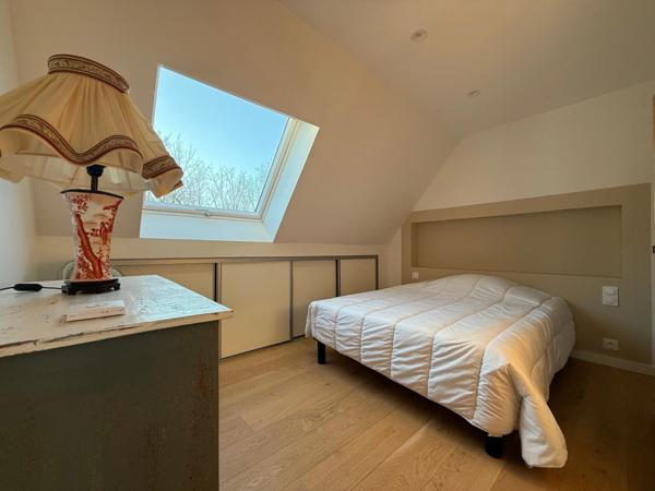 BEGMEIL (29) – Maison familiale rénovée avec prestations modernes, 5 chambres et terrasse plein sud à 700 m de la plage