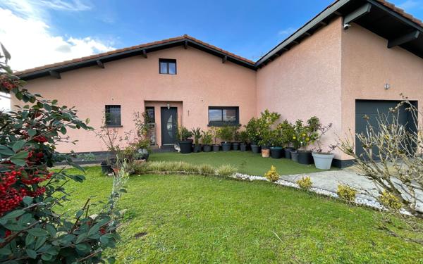 Maison à vendre    4 pièces •  Rivière-Saas-et-Gourby