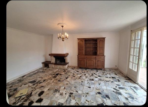 VILLEMER en centre ville 147 000 €