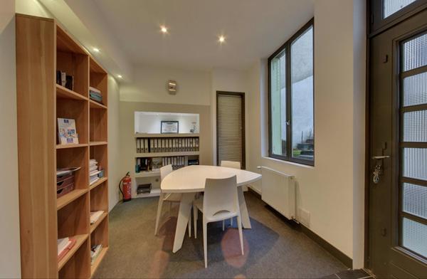 Local commercial Rue du Pont