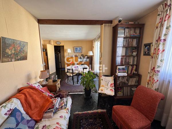 Appartement 4 pièces - étage élevé - Ligne 13 & Ligne N
