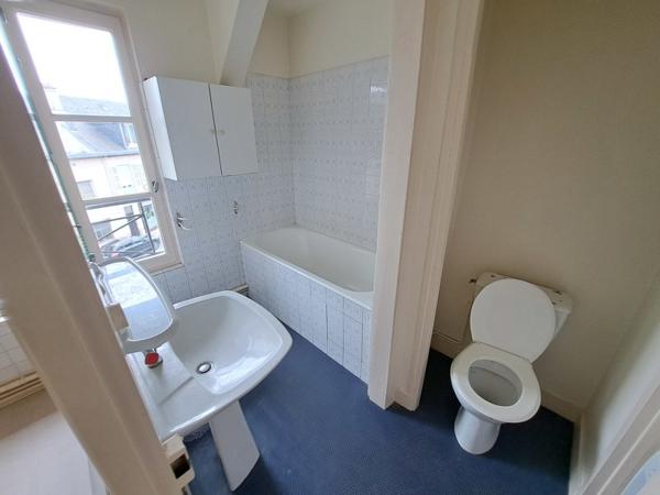 Immeuble à vendre |  Saint-Yrieix-la-Perche |  203 m²