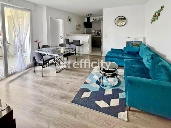 Appartement
         3 pièces
        - 54 m² 241 000 € *