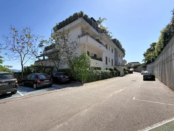 Appartement 5 pièce(s) 4 chambre(s) 157 m²