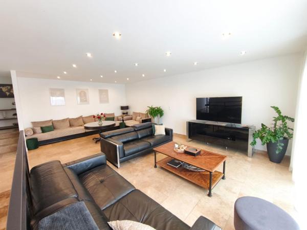 Belle vue dominante sur la ville