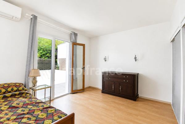 Villa méditerranéenne à vendre 7 pièces, 215 m² CANET EN ROUSSILLON (66) avec potentiel 2 logements, terrasses, jardin et garage