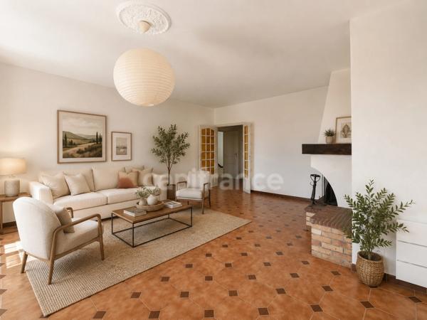 Villa méditerranéenne à vendre 7 pièces, 215 m² CANET EN ROUSSILLON (66) avec potentiel 2 logements, terrasses, jardin et garage