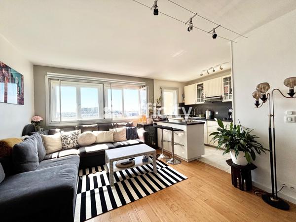 Appartement
         3 pièces
        - 61 m² 364 000 € *