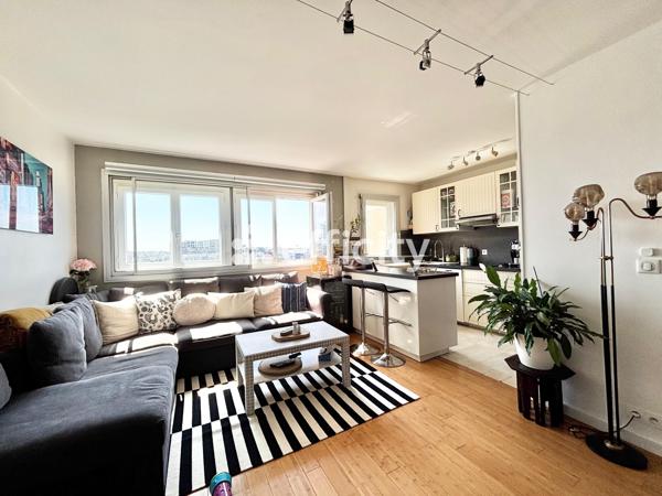 Appartement
         3 pièces
        - 61 m² 364 000 € *