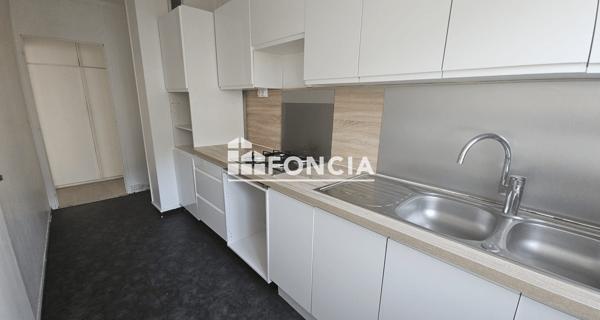 Location Appartement 3 pièces 65.42 m² - Charenton-le-pont 94220