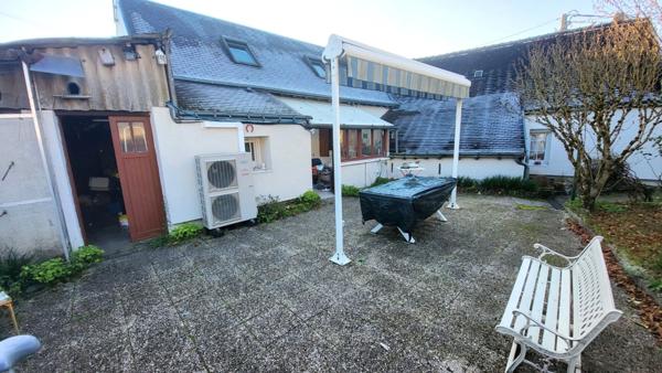 VEIGNÉ - 37250 - MAISON PLEINE DE CHARME - LOGEMENT ÉCONOME DPE CLASSÉ C - 4 CHAMBRES - AU CALME - GRAND GARAGE - PARCELLE DE 531M2