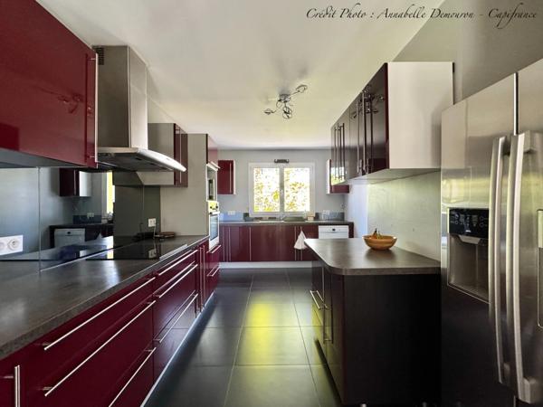 EXCLUSIVITÉ – CLERMONT-FERRAND - Maison P4 avec jardin , terrasses, garage et grenier