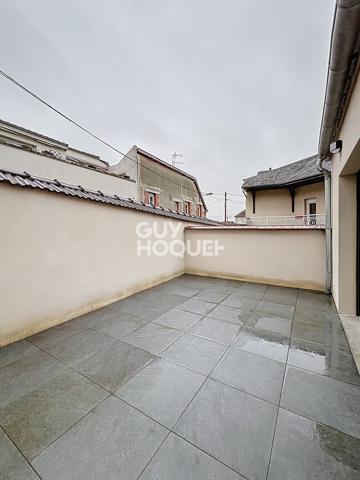 MAISON À LOUER DE 5 PIÈCES DE 101,00 M²