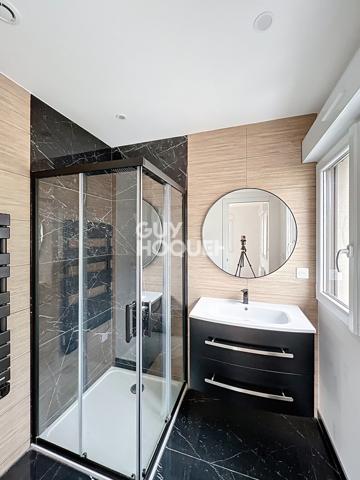 MAISON À LOUER DE 5 PIÈCES DE 101,00 M²