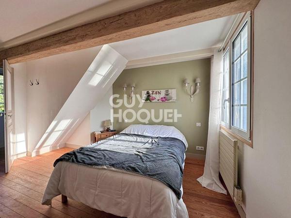 SUR LA CHARMANTE COMMUNE D'ANNEBAULT, MAGNIFIQUE MAISON NORMANDE AVEC TERRAIN !