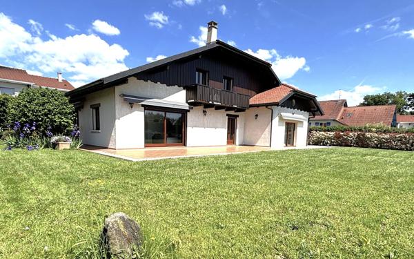 Maison à vendre    7 pièces •  Prévessin-Moëns