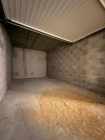 Garage souterrain dans immeuble de 2004