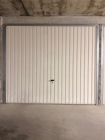 Garage souterrain dans immeuble de 2004
