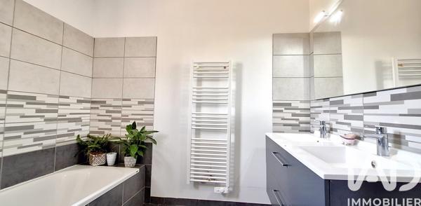 Maison à vendre 6 pièces 116 m² Talmont-Saint-Hilaire