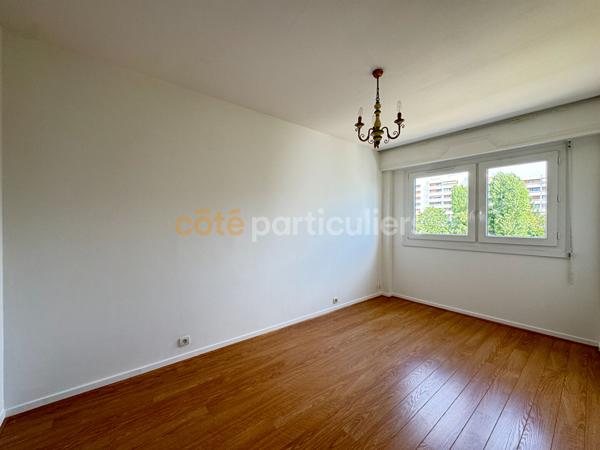 Vente
                Appartement87,91 m² - 4 Pièces -
                    ORLEANS (45000)
