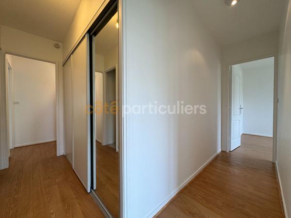 Vente
                Appartement87,91 m² - 4 Pièces -
                    ORLEANS (45000)