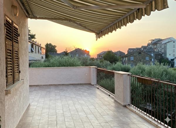 Maison 11 pièces - 217 m²