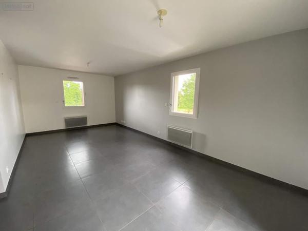 Appartement à louer à Saint-Erblon en Ille-et-Vilaine (35230), ref : 019/5554