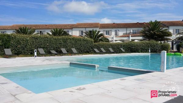 ARS EN RE - MAISON 2 CHAMBRES 40m2 AVEC JARDINET, PISCINE ET STATIONNEMENT