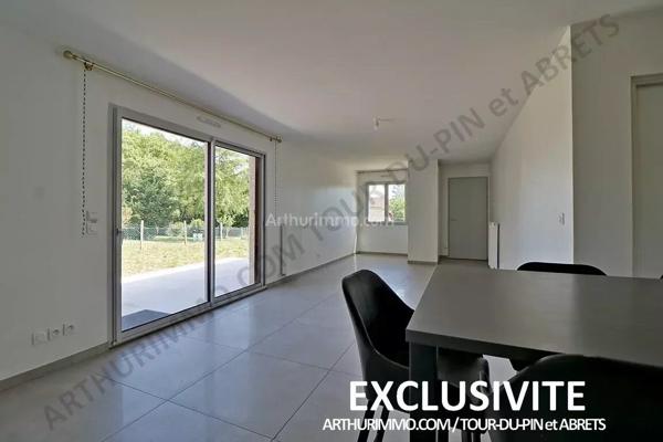 Vente                                                      Maison
                        
                     4 pièces                      99 m2                     à La Tour-du-Pin