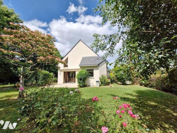 Maison à Vendre à Cesson-Sévigné (35510) en Ille-et-Vilaine (35)

À Cesson-Sévigné, cette mai...